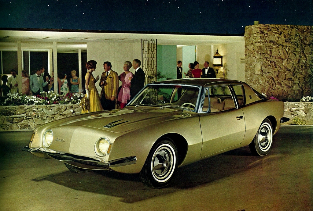n_1963 Avanti Brochure-04.jpg